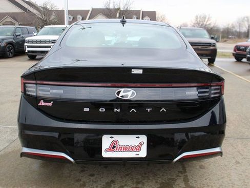 New 2026 Hyundai Sonata SEL image 4