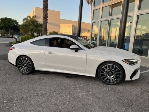 New 2026 Mercedes-Benz CLE 300 4MATIC Coupe image 9