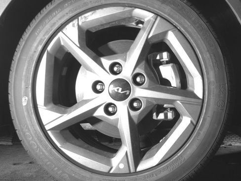 Used 2025 Kia K4 FWD image 13