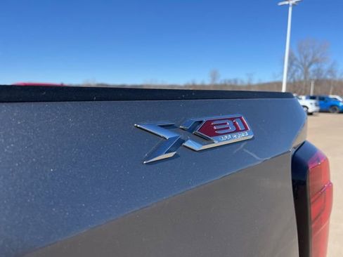 Used 2023 GMC Sierra 1500 SLT w/ SLT Premium Plus Package image 58