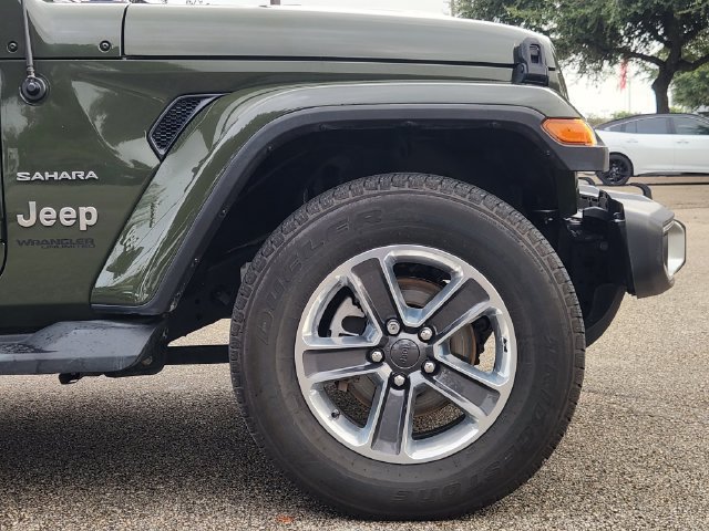 Used 2021 Jeep Wrangler Unlimited Sahara AWD/4WD image 9
