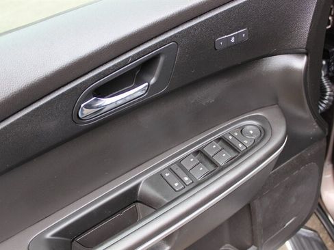 Used 2008 GMC Acadia SLT AWD/4WD image 11