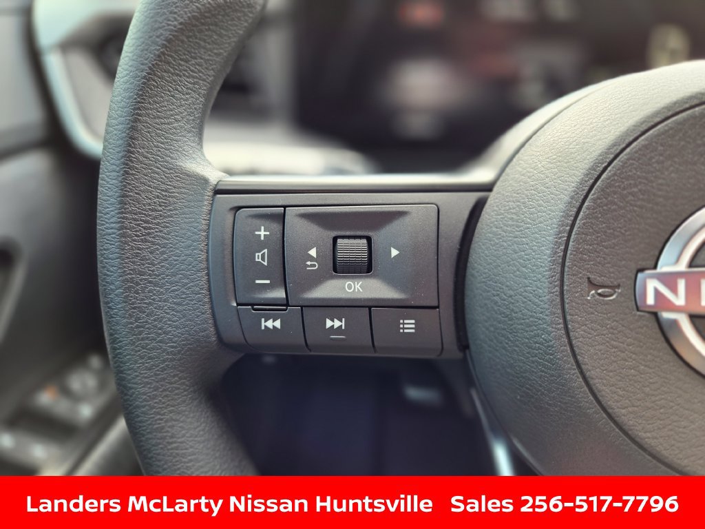 Used 2026 Nissan Kicks SV w/ SV Premium Package FWD image 24