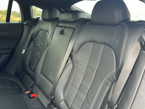 Used 2021 BMW X6 sDrive40i w/ M Sport Package image 19