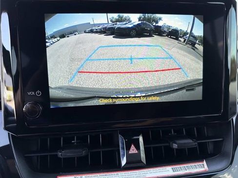 Certified 2025 Toyota Corolla SE image 29