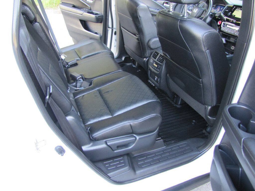 Used 2020 Honda Passport Touring image 22