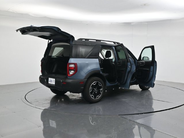 Certified 2025 Ford Bronco Sport Outer Banks w/ Outer Banks Tech Package+ AWD/4WD image 47