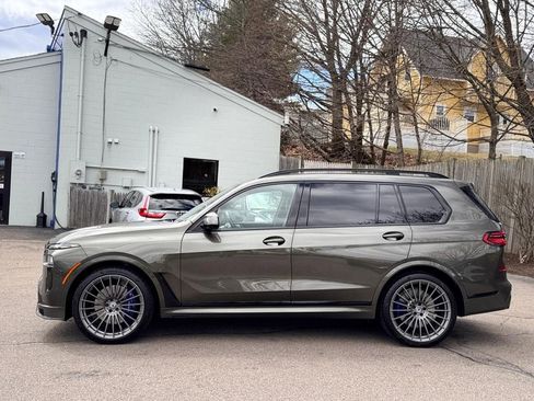 Used 2024 BMW ALPINA XB7 AWD/4WD image 3