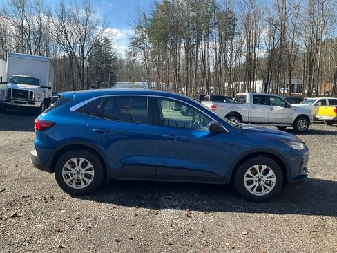 Certified 2023 Ford Escape Active w/ Cold Weather Package image 4