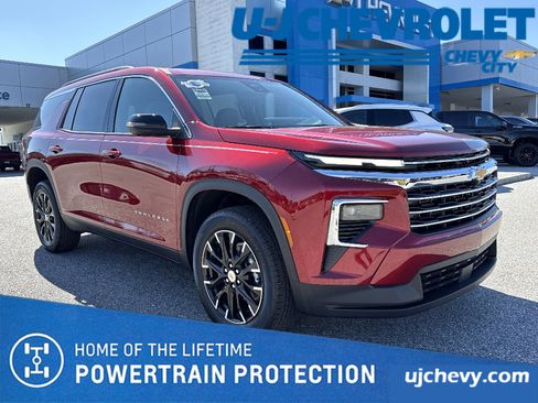 New 2026 Chevrolet Traverse LT w/ Sun and Wheel Package FWD image 1