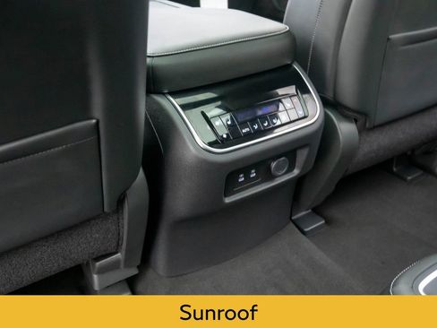 Certified 2025 INFINITI QX80 Pure image 23