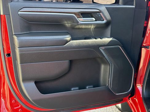 Used 2022 Chevrolet Silverado 1500 RST RWD image 21
