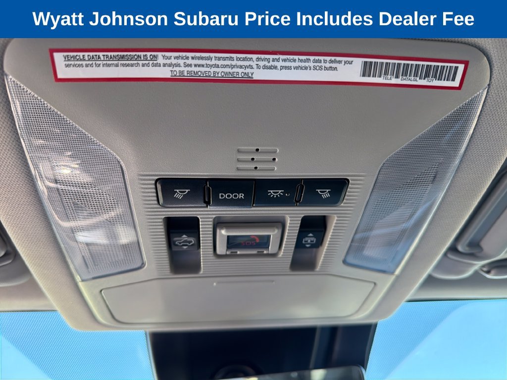 Used 2020 Toyota RAV4 Limited AWD/4WD image 30