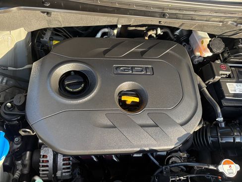 Used 2016 Kia Soul + w/ Primo Package FWD image 32