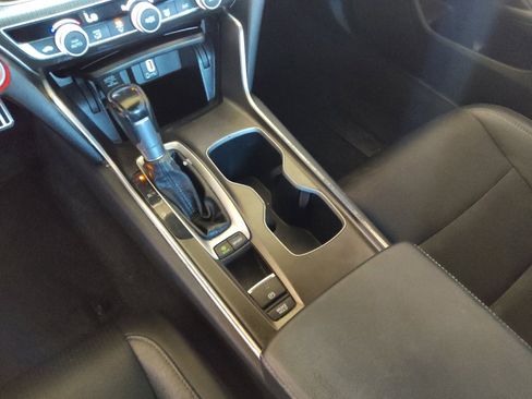 Used 2019 Honda Accord Sport image 26