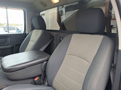 Used 2012 RAM 5500 4x4 Regular Cab w/ PWR & Remote Entry Group image 10