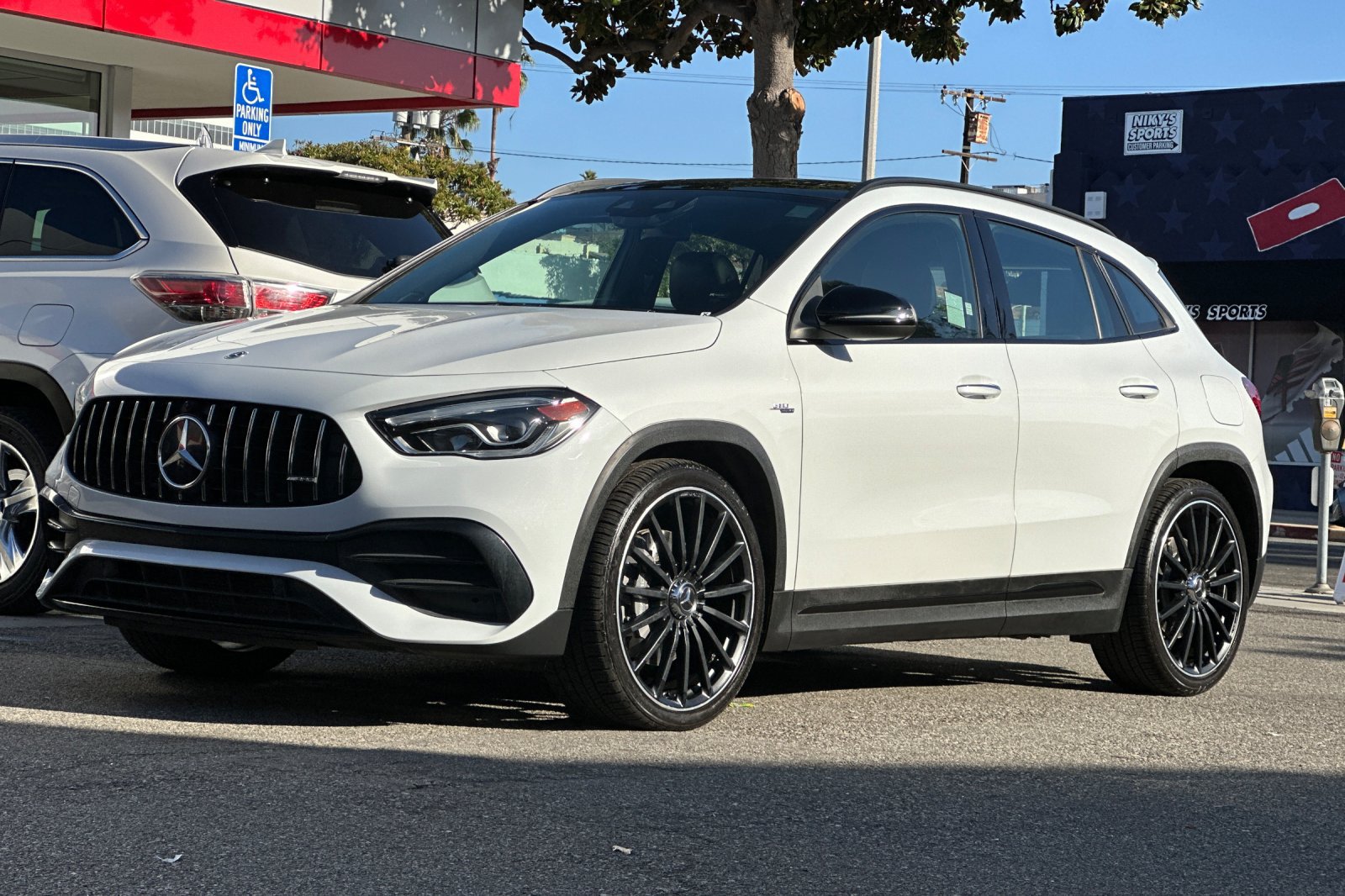 Used 2021 Mercedes-Benz GLA 45 AMG 4MATIC image 8