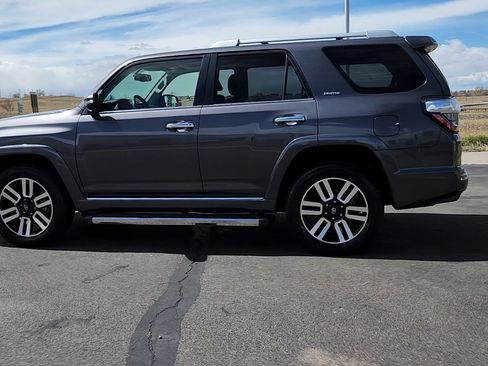 Used 2016 Toyota 4Runner Limited AWD/4WD image 2