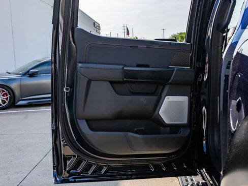 Used 2025 Ford F150 Raptor AWD/4WD image 39