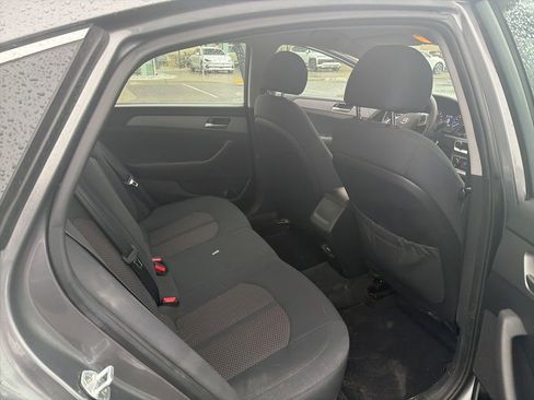 Used 2019 Hyundai Sonata SE FWD image 20