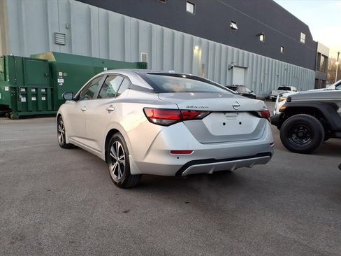 Used 2022 Nissan Sentra SV image 9