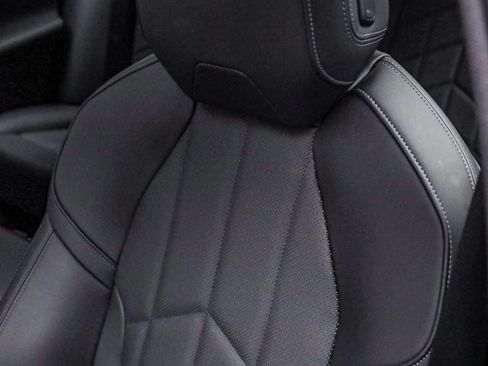 Certified 2025 BMW 530i w/ Premium Package image 23