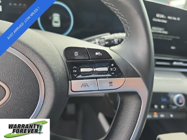 Used 2024 Hyundai Elantra Limited FWD image 21