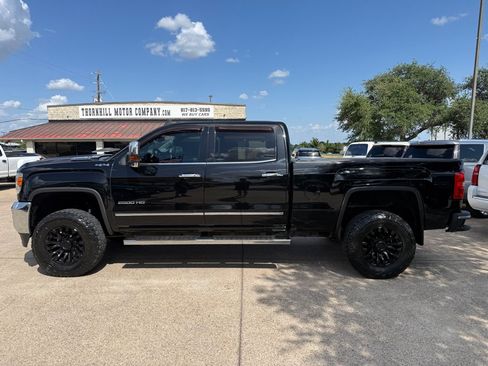 Used 2019 GMC Sierra 2500 SLT AWD/4WD image 4