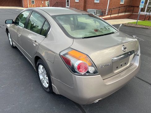 Used 2011 Nissan Altima 2.5 SL w/ 2.5SL Pkg image 5