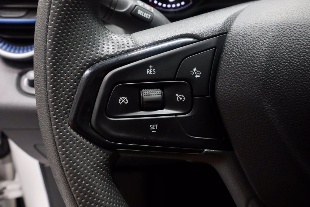 Used 2025 Chevrolet Trax LS FWD image 27