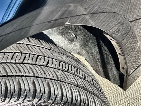 Used 2018 BMW 320i Sedan image 23