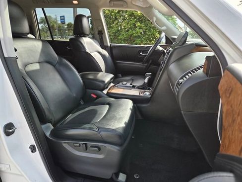 Used 2024 Nissan Armada SL w/ Captain's Chairs Package RWD image 24