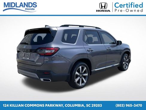 Certified 2025 Honda Pilot Touring image 6