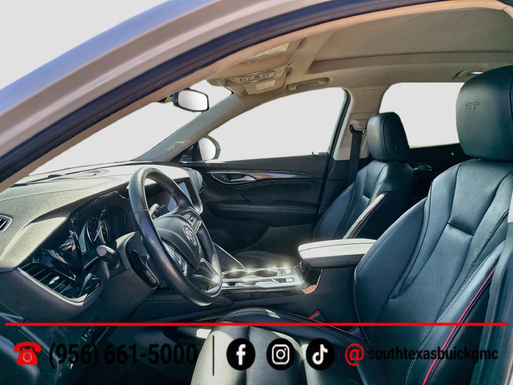 Used 2022 Buick Envision Essence w/ Technology Package I FWD image 12