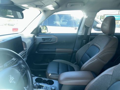 Used 2025 Ford Bronco Sport Outer Banks w/ Outer Banks Tech Package+ image 5