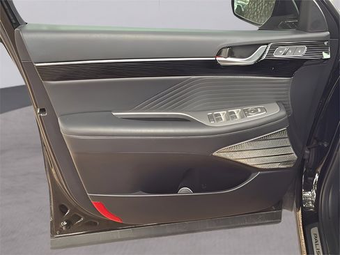Used 2023 Hyundai Palisade Calligraphy image 38