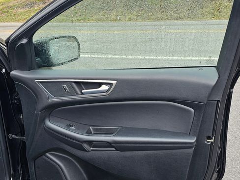 Used 2023 Ford Edge SEL AWD/4WD image 8