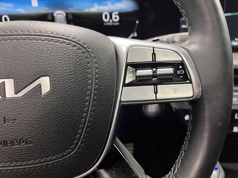 Used 2024 Kia Telluride SX X-Line image 24