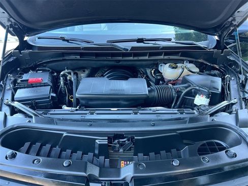 Used 2024 Cadillac Escalade Premium Luxury image 10