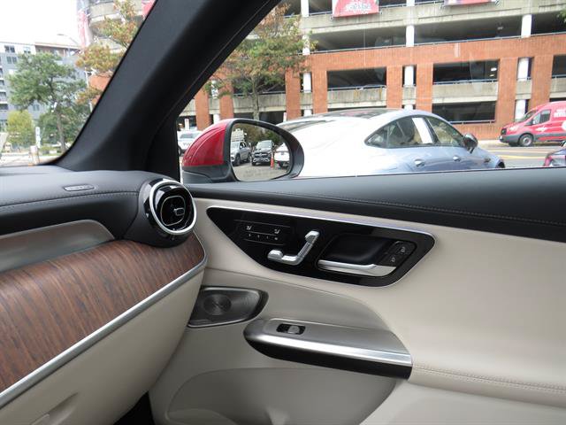 Certified 2024 Mercedes-Benz GLC 300 4MATIC image 17