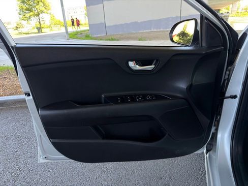 Used 2018 Kia Rio S FWD image 21