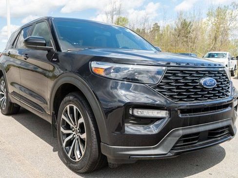 Used 2022 Ford Explorer ST-Line w/ Class IV Trailer Tow Package AWD/4WD image 4