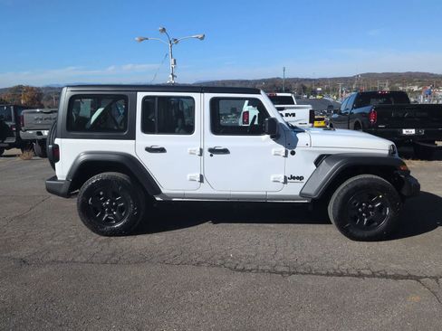 New 2026 Jeep Wrangler Unlimited Sport AWD/4WD image 9