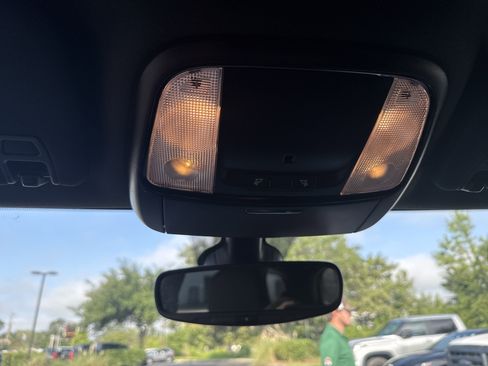 Used 2024 Dodge Durango SXT image 21