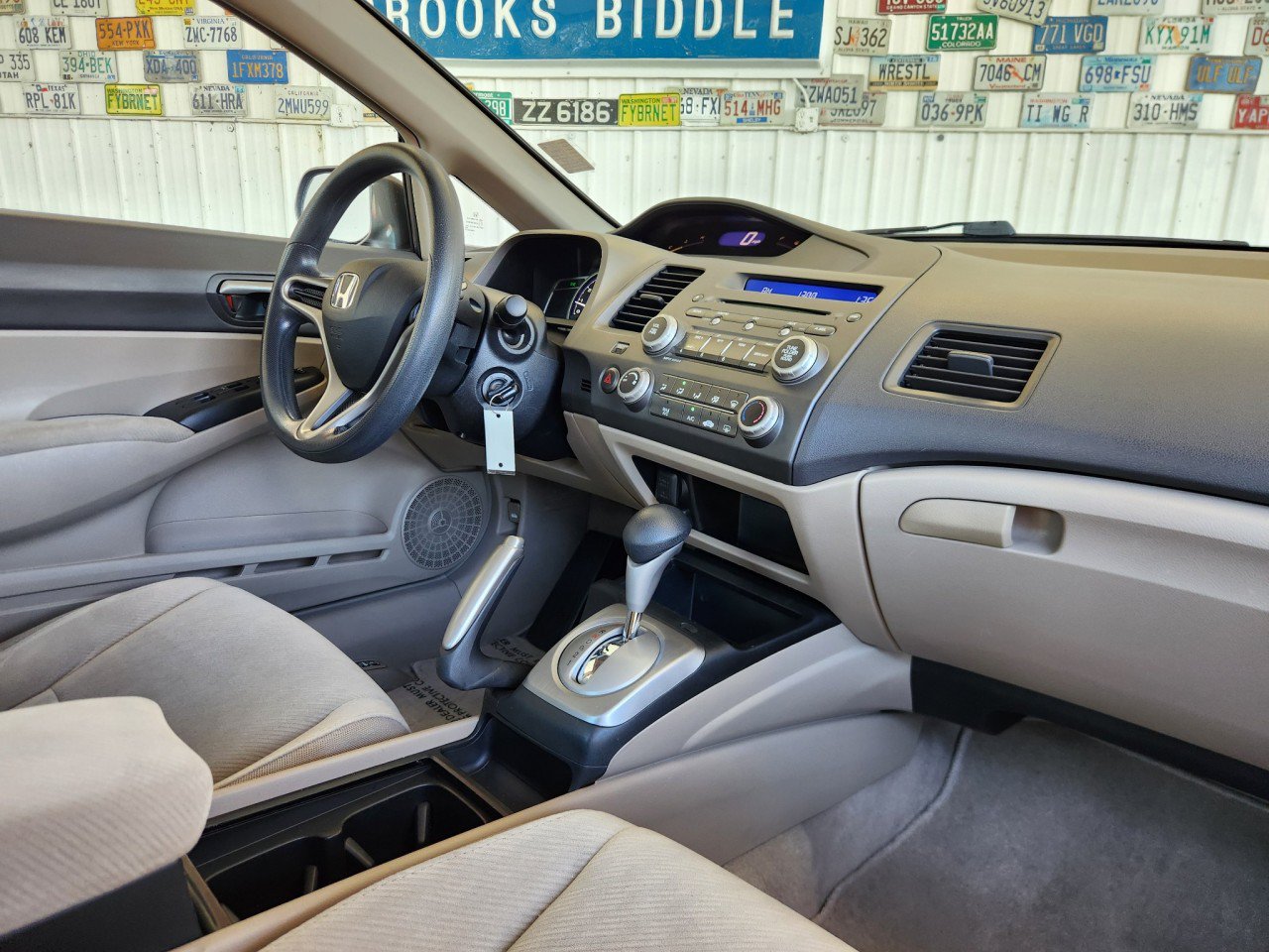 Used 2010 Honda Civic LX image 2