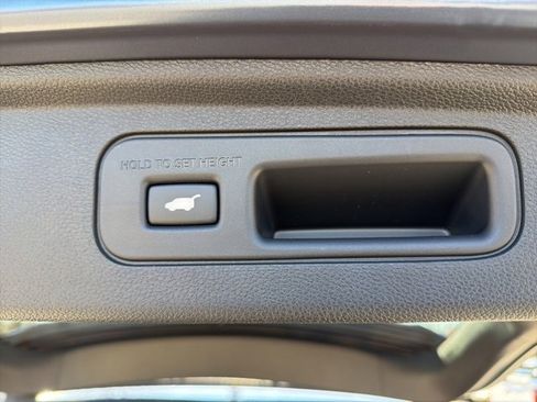 Certified 2026 Honda Odyssey Elite image 42