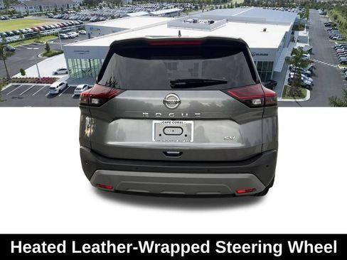Used 2021 Nissan Rogue SV w/ Premium Package FWD image 6