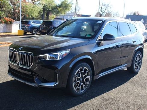 Used 2026 BMW X1 xDrive28i w/ Technology Package image 3