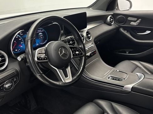 Used 2022 Mercedes-Benz GLC 300 4MATIC image 17