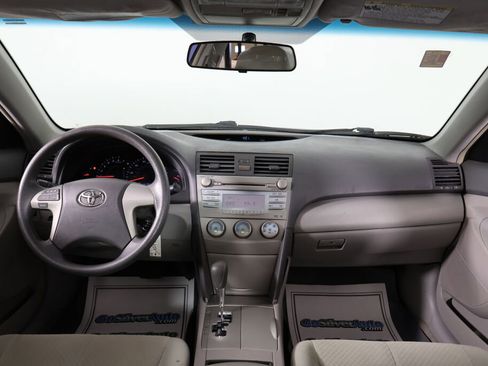 Used 2009 Toyota Camry LE image 27